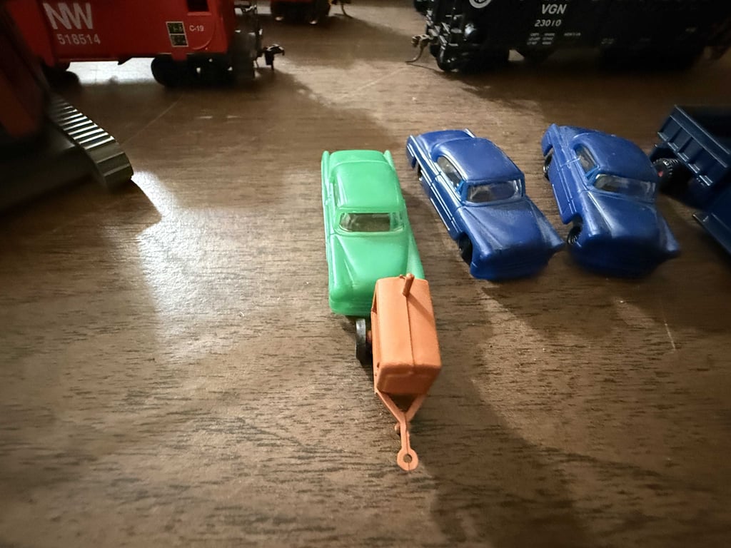 HO SCALE TOY CARS - Image 4