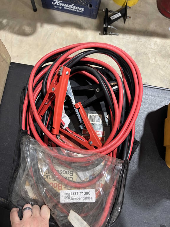 Jumper cables - Image 2
