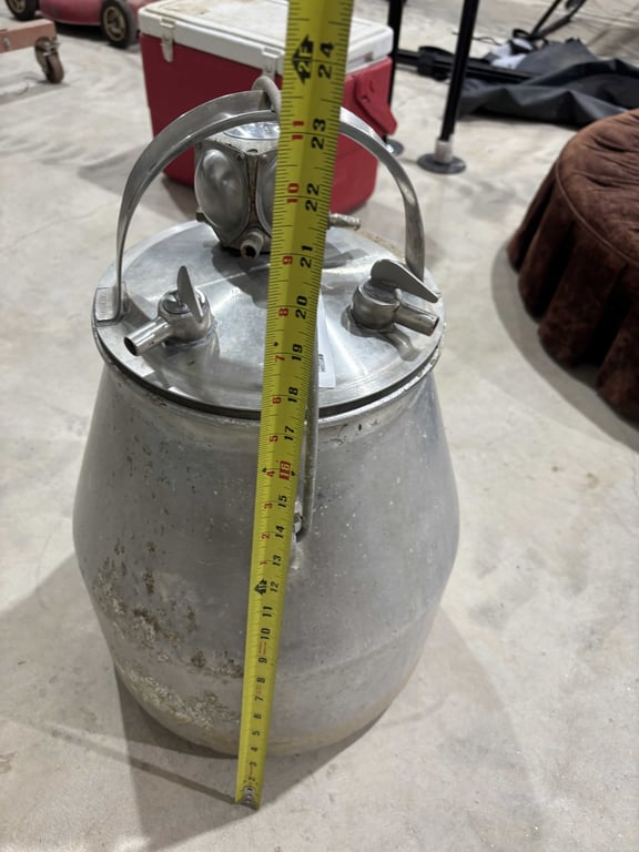 McCormick Dairy Milking Machine - Image 5