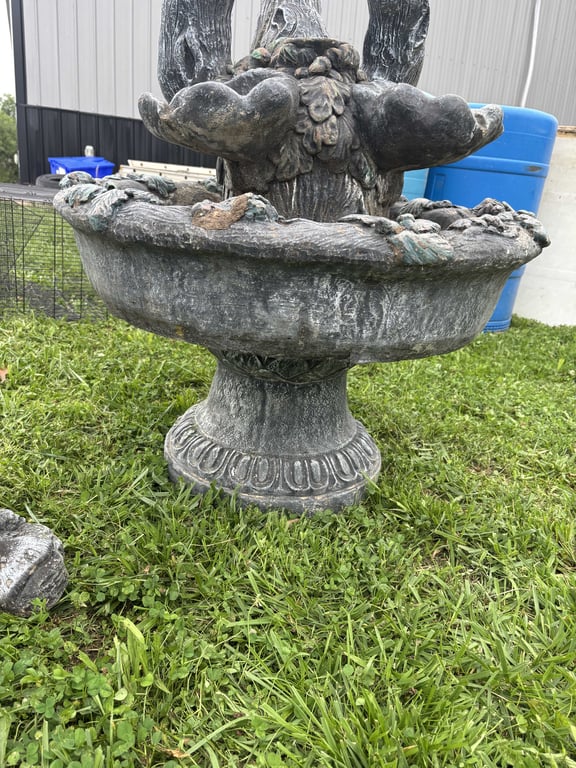 3 pc concrete planter - Image 2