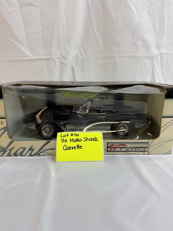 1:18 MAKO SHARK CORVETTE