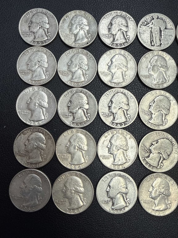 Various Date Silver Quarters - Image 2