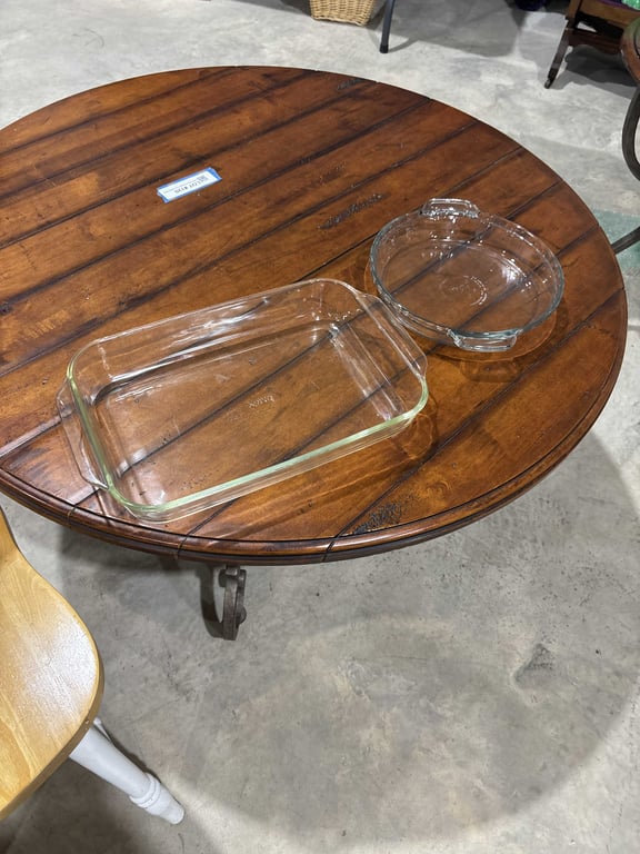 Anchor Pie Plate and Pyrex Baking Dish