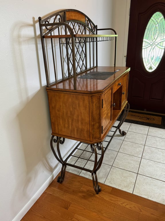 Iron framed wine rack - Image 3