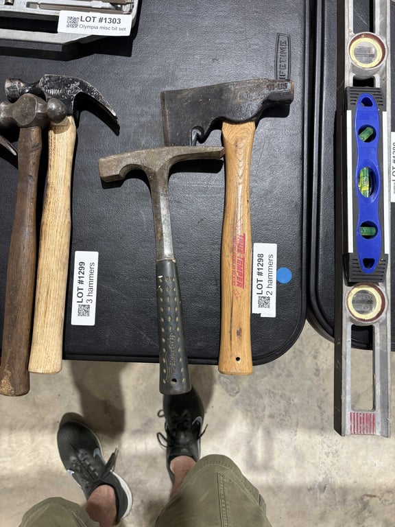 2 hammers