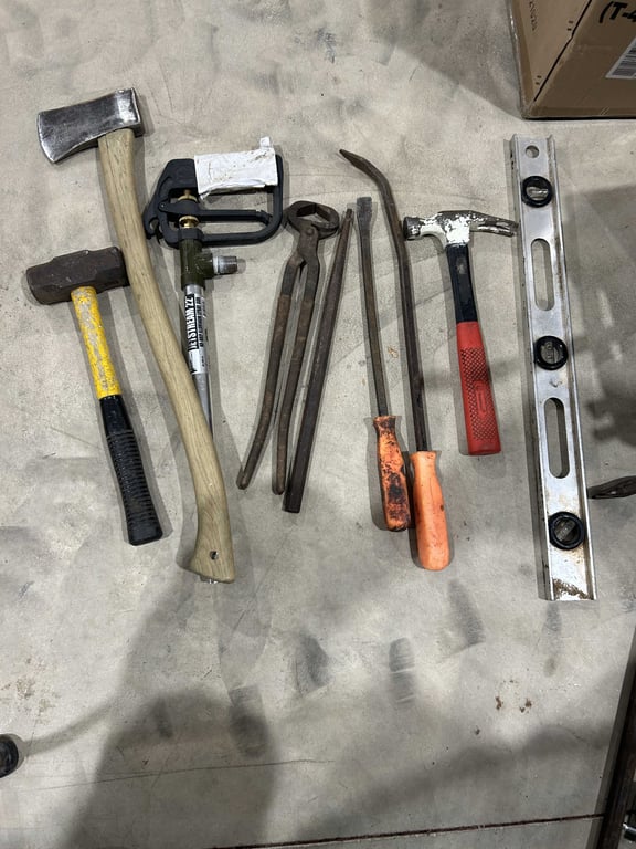 Crate of misc tools - Image 4