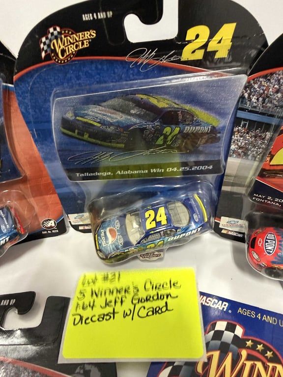 5 - WINNERS CIRCLE JEFF GORDON DIECAST W/CARDS - Image 3