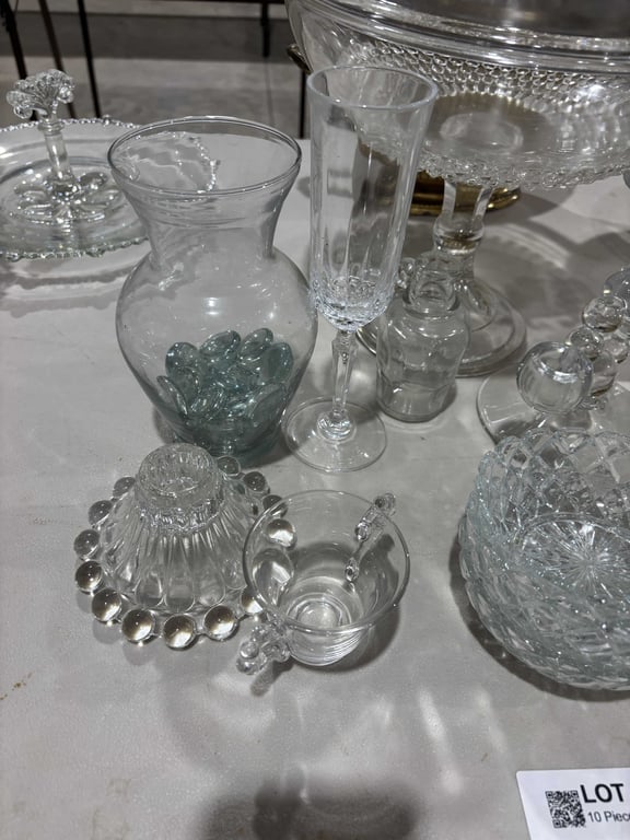 13 Piece Misc Glassware - Image 2
