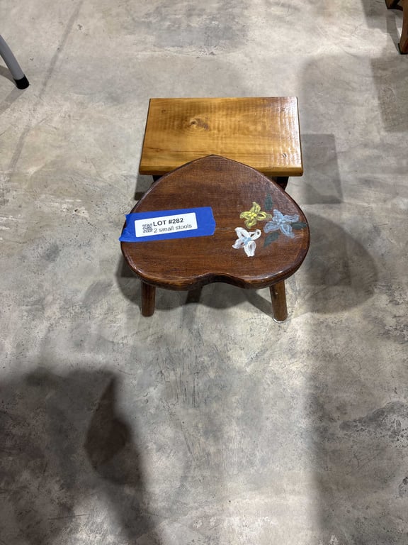 2 small stools - Image 3