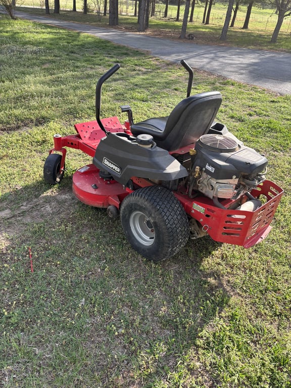 Snapper 360Z 42" Zero Turn Mower - Image 4