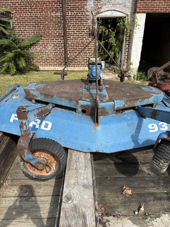 FORD MOWING DECK