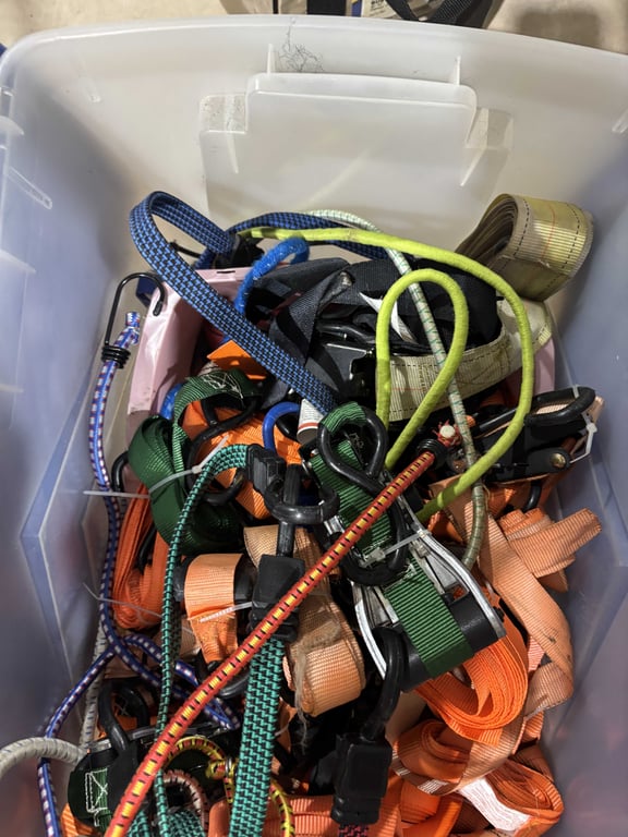 Tote ratchet straps and bungees - Image 3