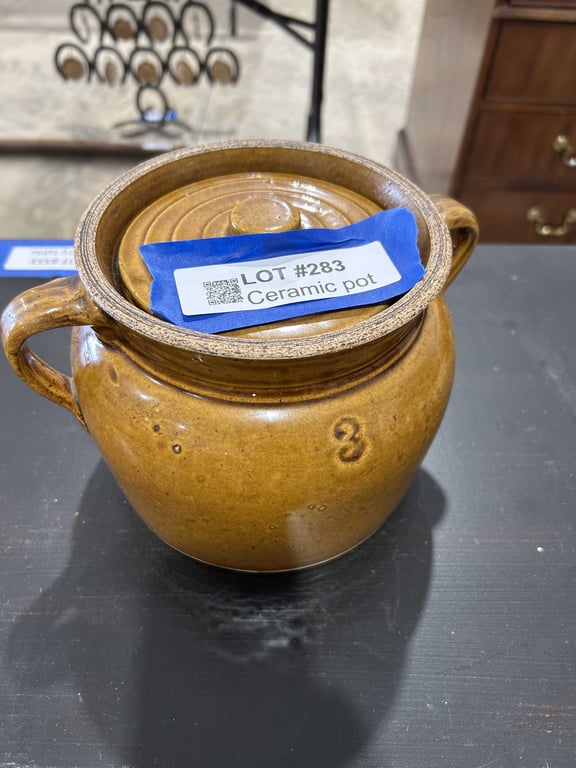 Ceramic pot