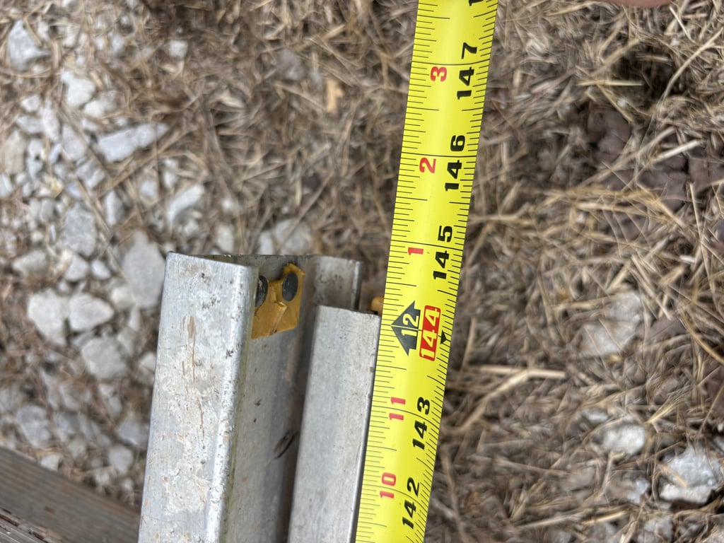 24’ extension ladder - Image 4