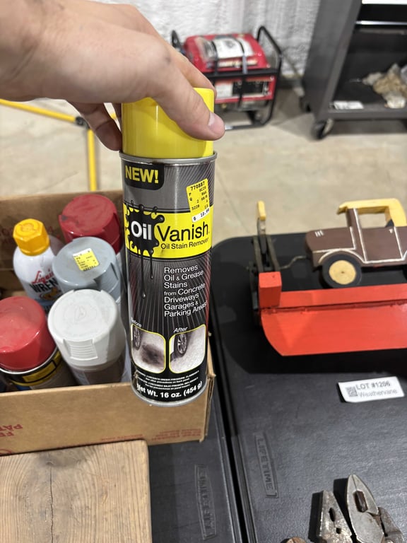 Box misc grease, lube, paint, etc - Image 2