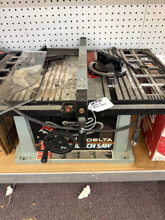 DELTA 10" BENCH SAW