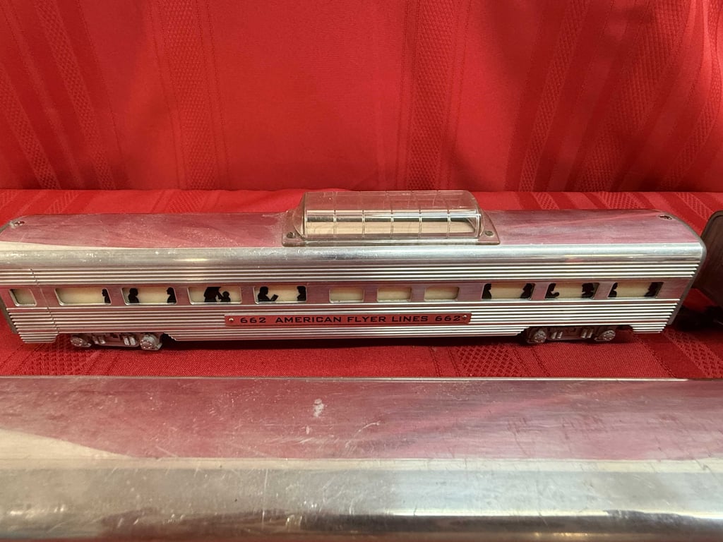 SET OF 4 A.C. GILBERT AMERICAN FLYER STEAMLINER SERIES - Image 4