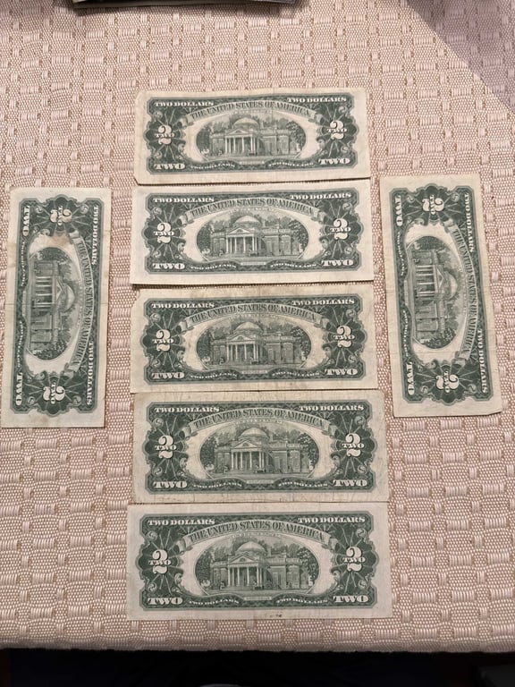 (7) $2.00 Red Seals. - Image 2