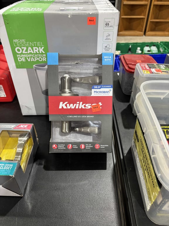 Kwikset bed/bath lockset