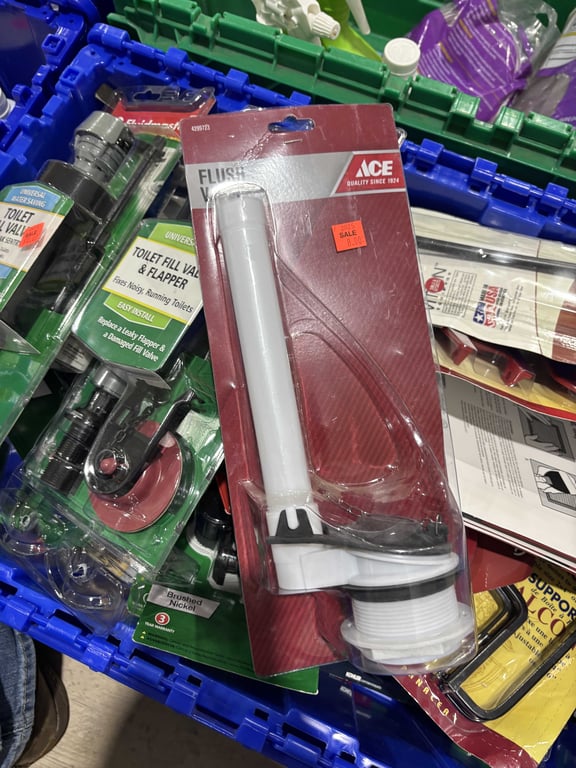 Tote of plumbing supplies - Image 6