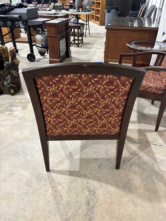 Matching red armchairs - Image 4