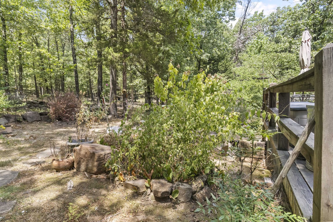 3 bed 3 bath home on 26.19 acres - Image 53