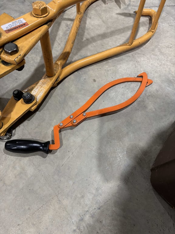 Log Lifting Tongs - Image 4