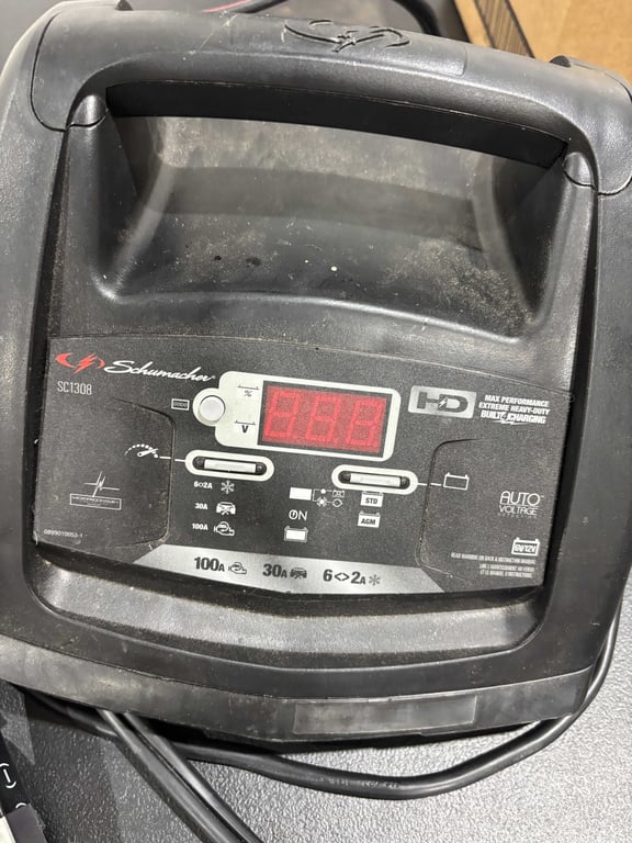 Schumacher battery charger - Image 2