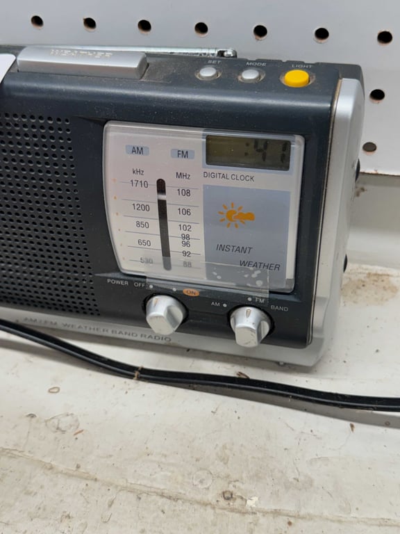 Emerson radio - Image 3