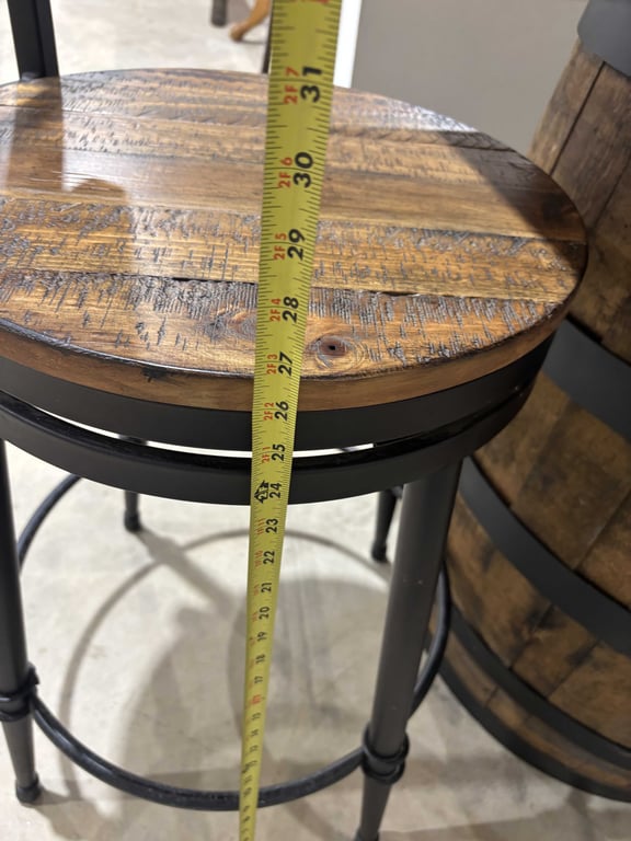 Whiskey barrel table and chairs - Image 7