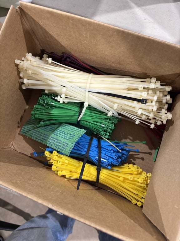 Misc zip ties - Image 2