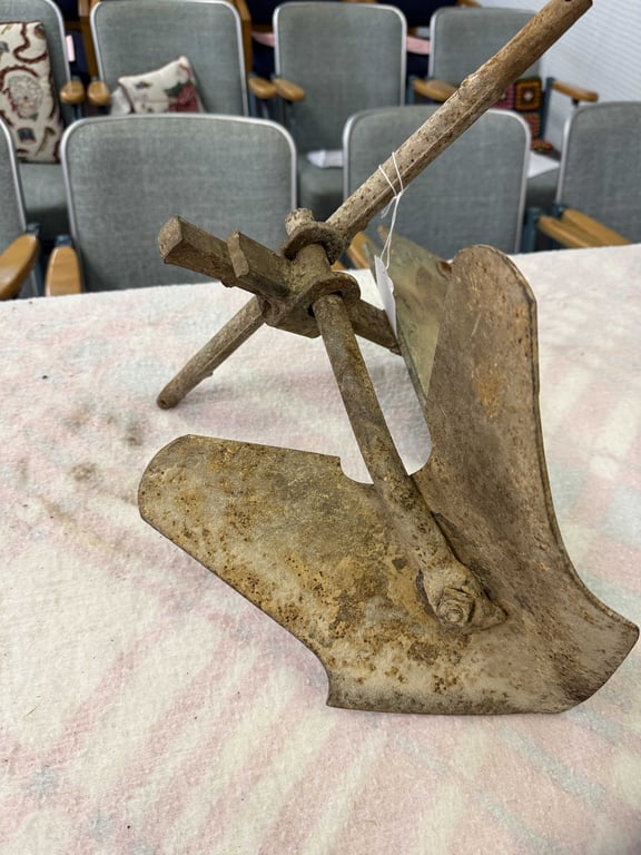 ANTIQUE PLOW CO. CULTIVATOR - Image 2