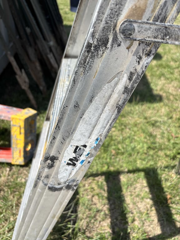 Werner 6' Aluminum Ladder - Image 2