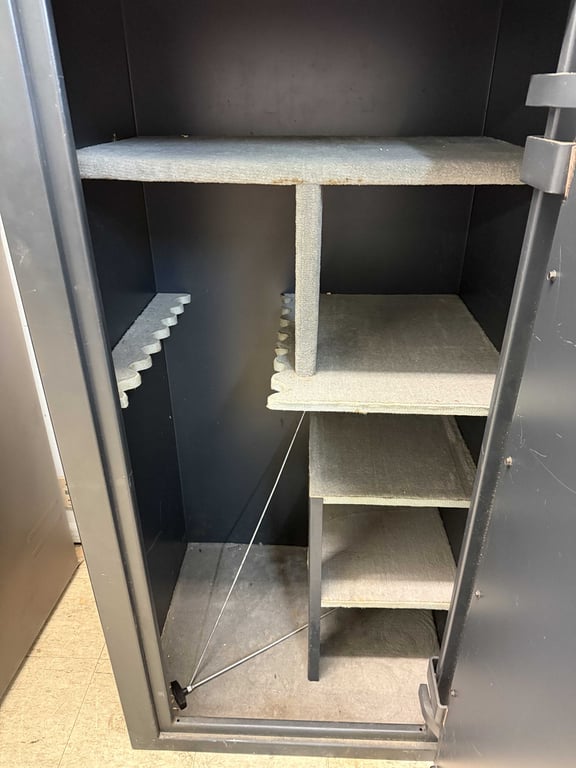 TREADLOK II 14 LONG GUN SAFE - Image 3