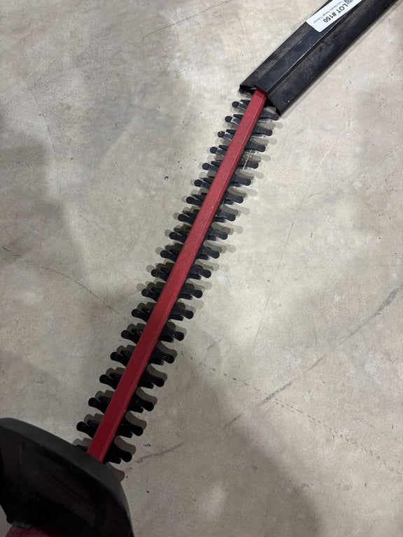 Toro Electric Hedge Trimmer - Image 4