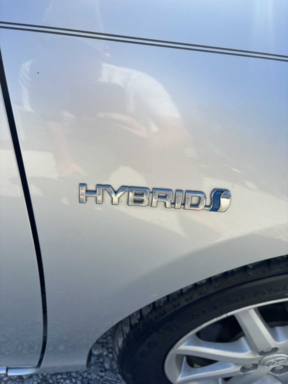 2012 Toyota Prius C - Image 7
