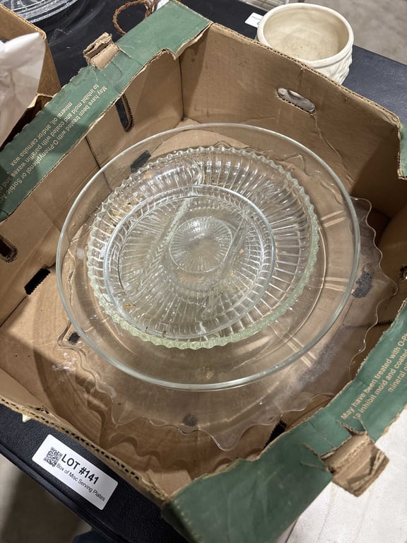 Box of Misc Serving Plates - Image 3