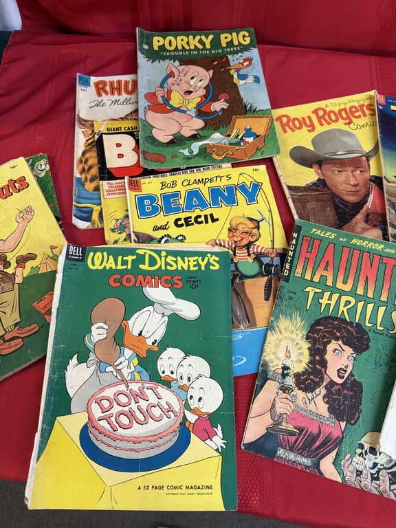 GROUPING OF OLD COMIC BOOKS - Image 2