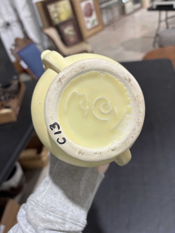 McCoy Blossom Time Vase (Yellow) - Image 3