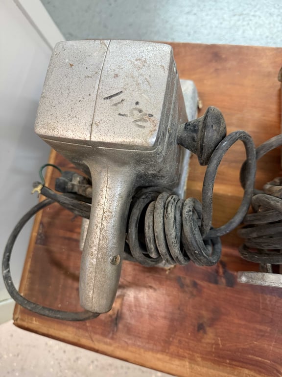 BOX OF POWER TOOLS - Image 6