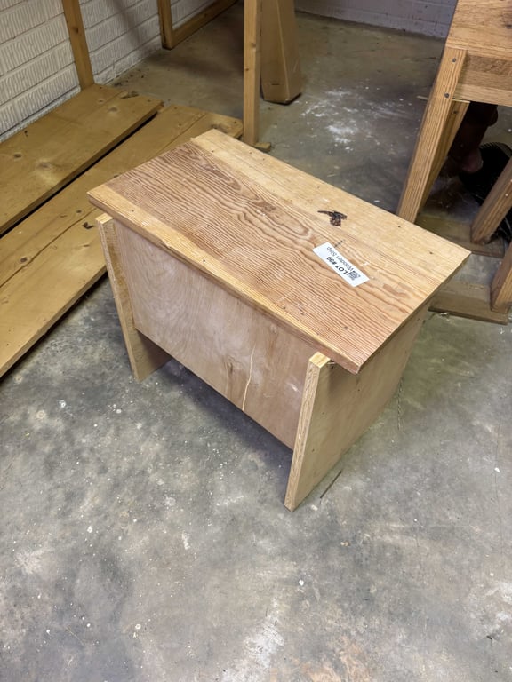 Wooden Step - Image 2