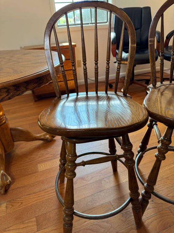 3 swivel bar chairs - Image 4
