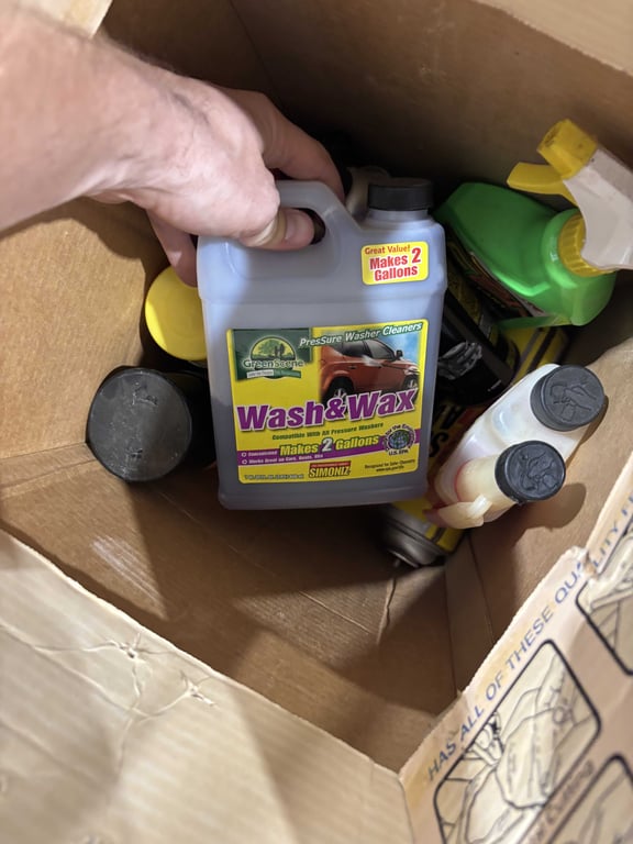 Box misc wash & wax, staybil, degreaser, etc - Image 3