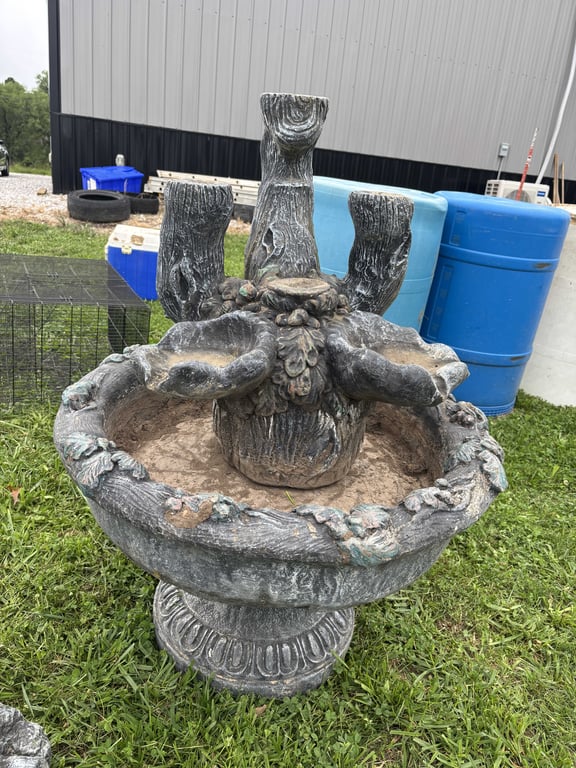 3 pc concrete planter - Image 3