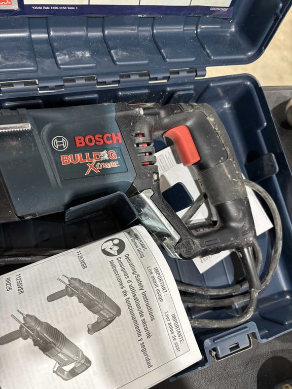 Bosch Electric Hammer Drill - Image 3