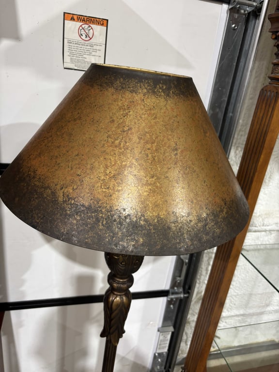 Heavy Floor Lamp - Image 3