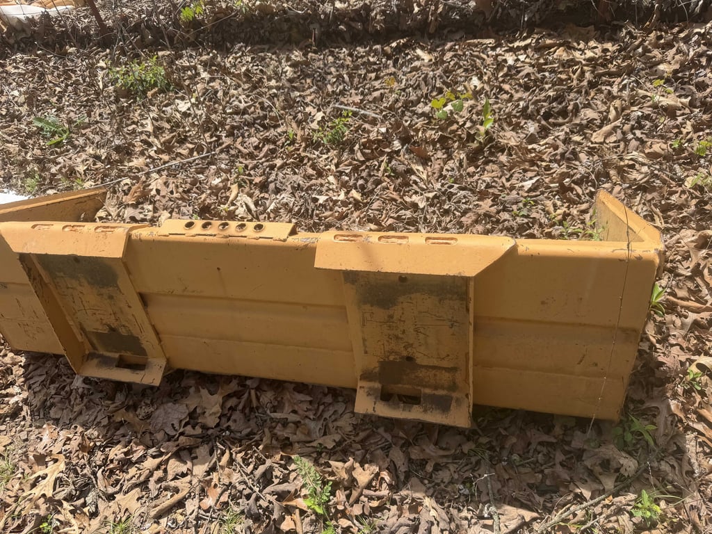 Case 60XT Skid Steer - Image 17