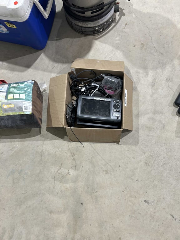 Lowrance depth and fish finder