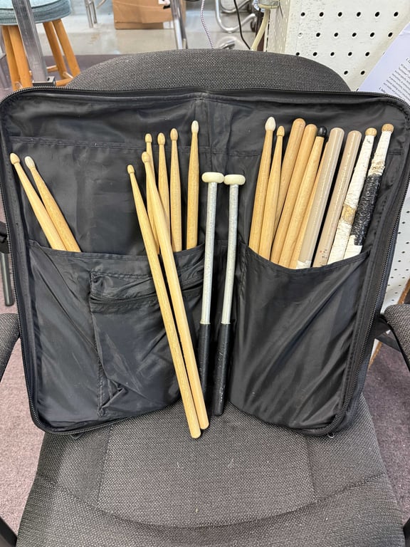 BAG W/DRUMSTICKS