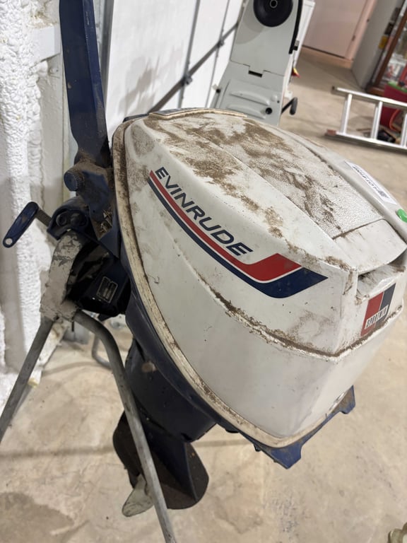Evinrude sportwin 9.5 hp motor - Image 3